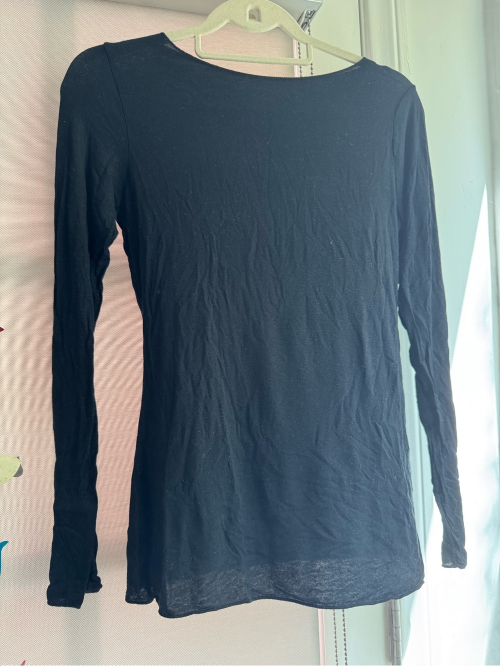 intimissimi black modal ultralight cashmere top.
Only worn once. Looks new - Picture 3 of 4
